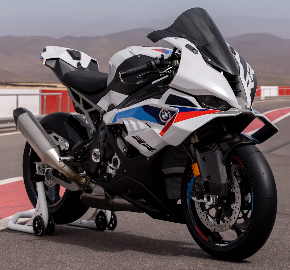 como-llegar-mejor-al-suelo-en-la-bmw-s-1000-rr-2023